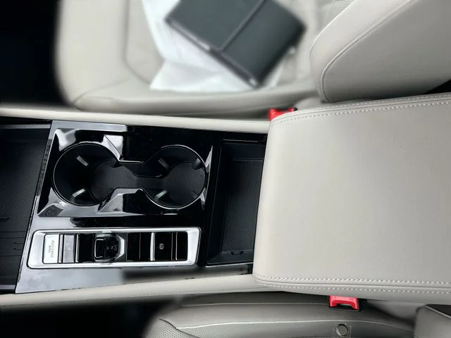 New 2026 Black Volkswagen 2.0T SEL Premium R-Line image 22