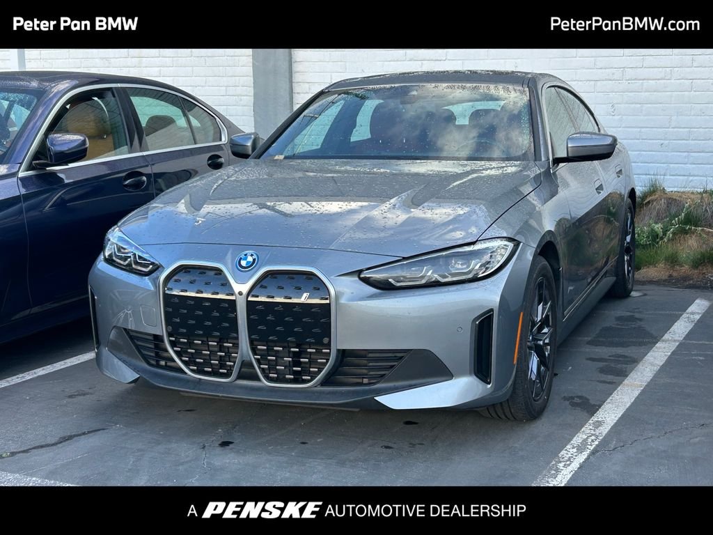 2023 BMW i4 eDrive40's photo