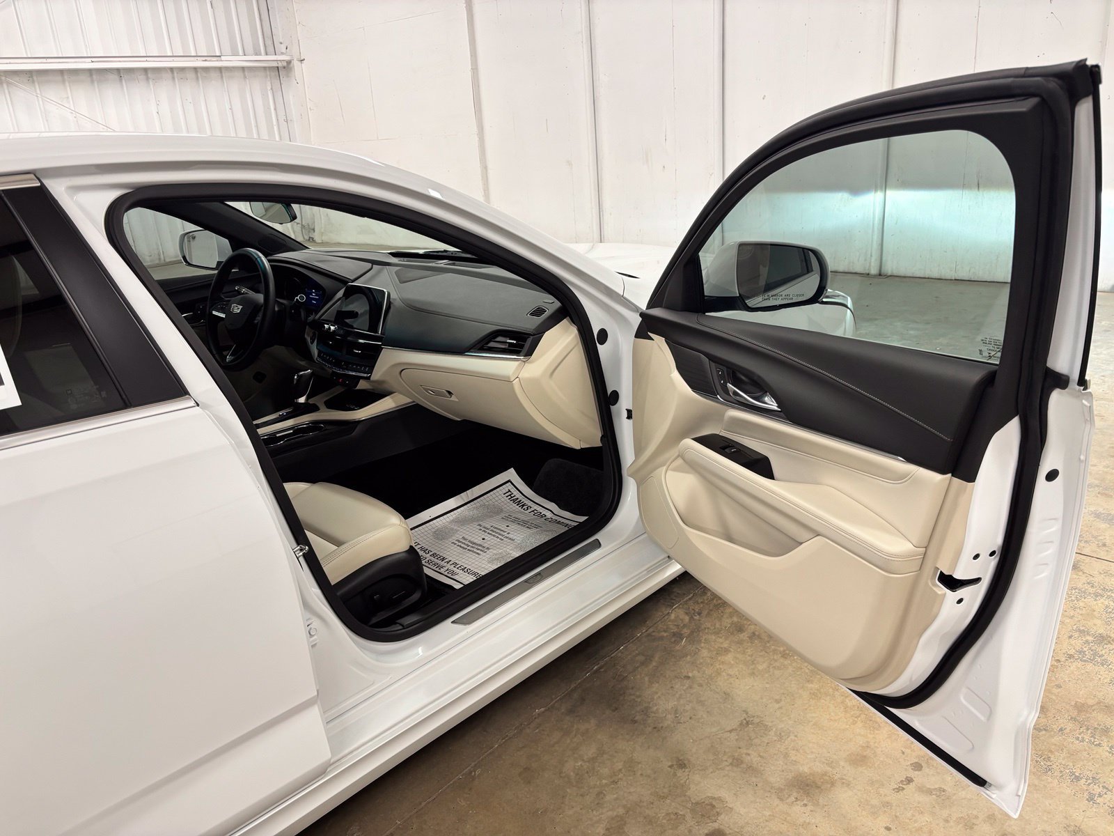 Used 2024 White Cadillac Luxury image 17