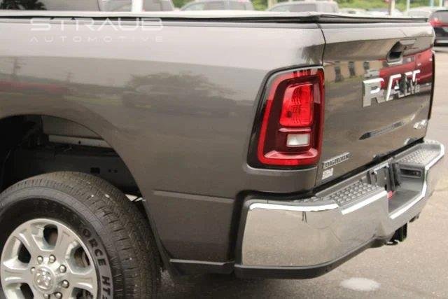 Used 2025 Granite Crystal Metallic Clearcoat Ram Big Horn image 6