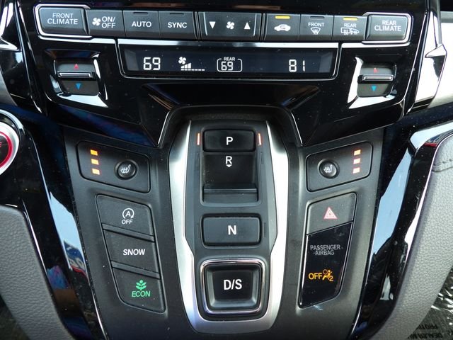 Used 2022 Lunar Silver Metallic Honda Touring image 33