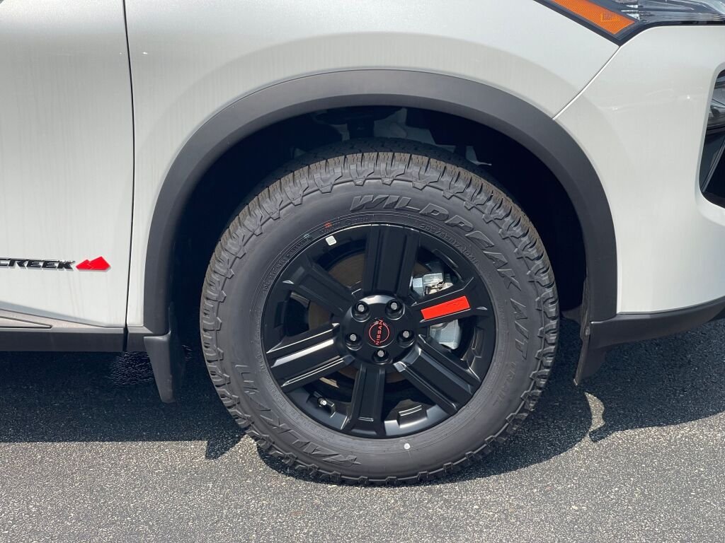 New 2026 Everest White Pearl Tricoat Nissan Rock Creek image 23