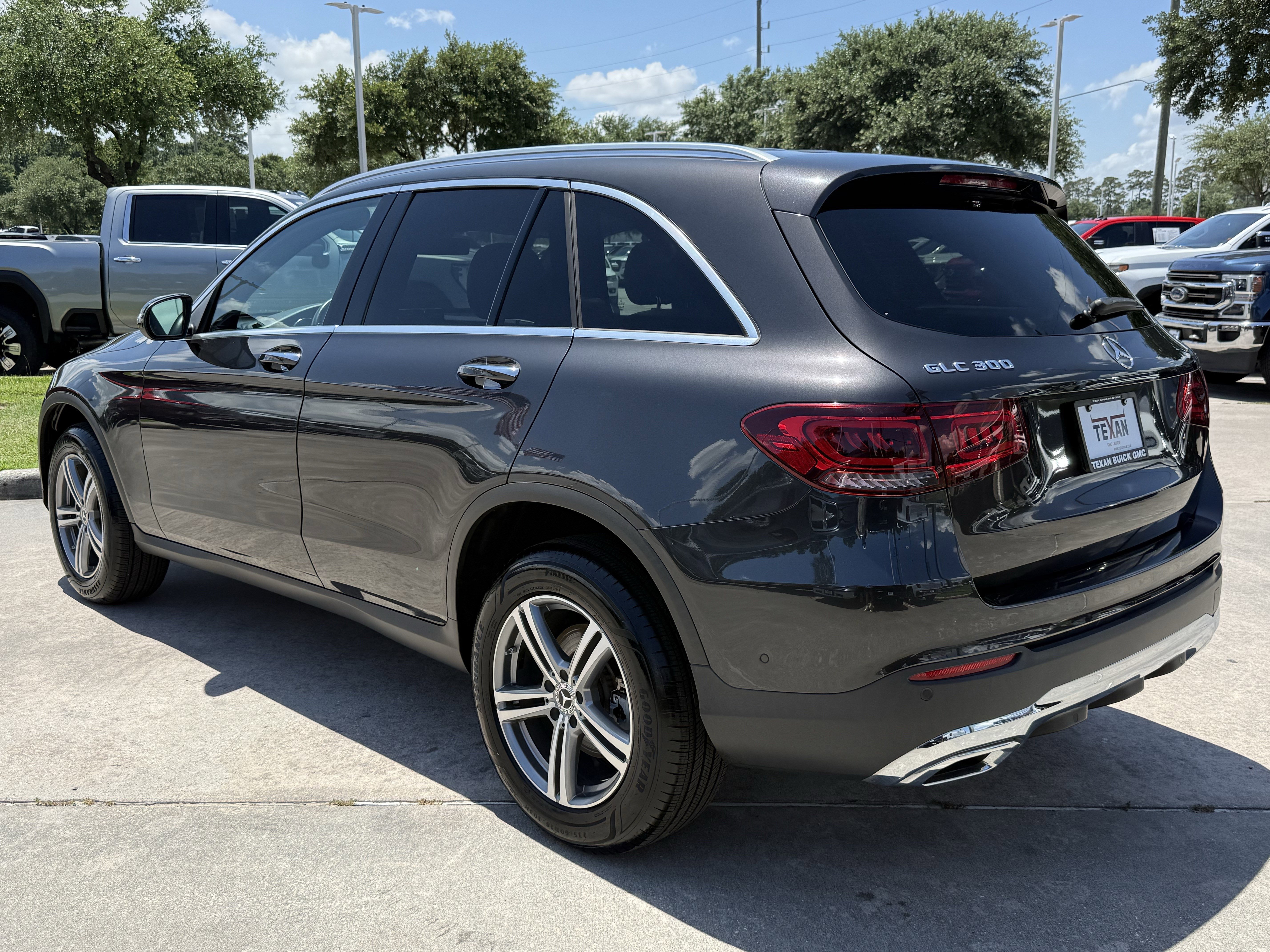 2022 Mercedes-Benz GLC GLC300 - Photo 6