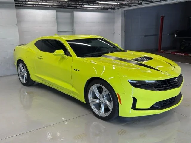 Used 2021  Chevrolet LT1 image 3