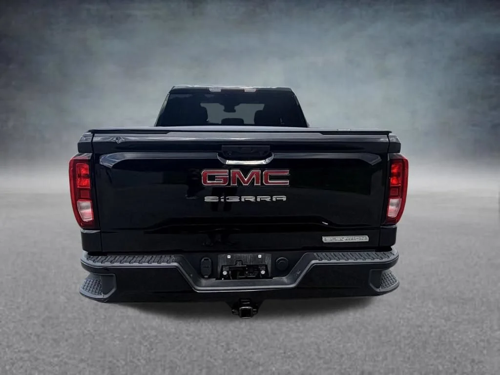 Used 2023 Onyx Black GMC Elevation image 4