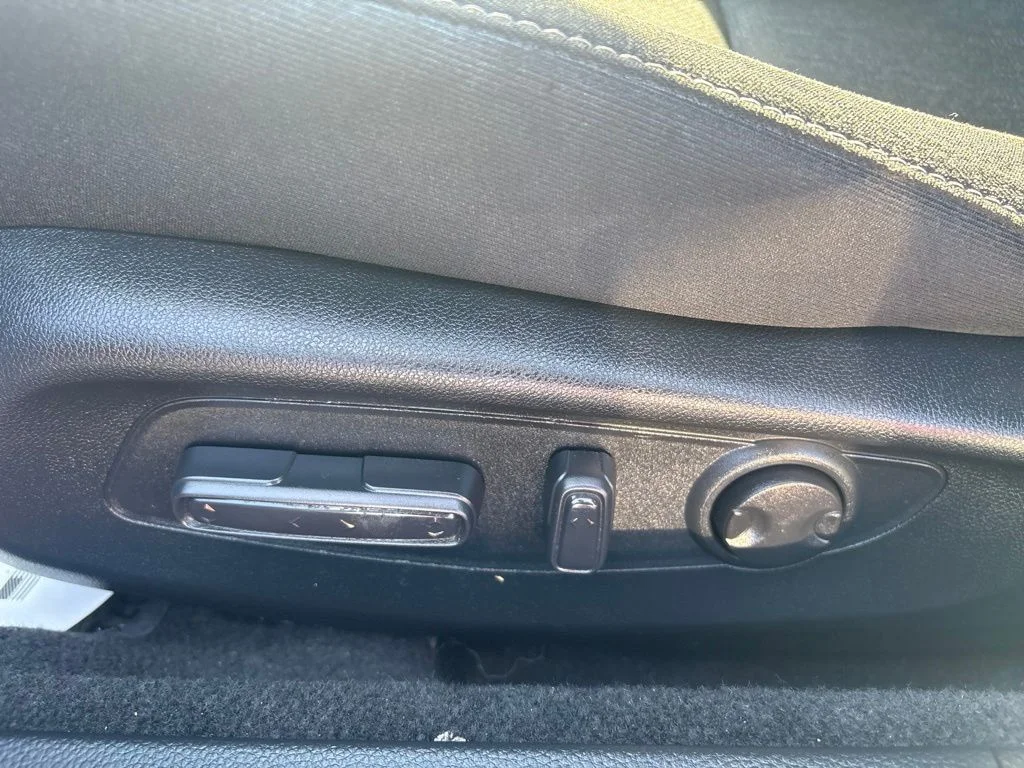 Used 2023 Gray Honda EX image 18