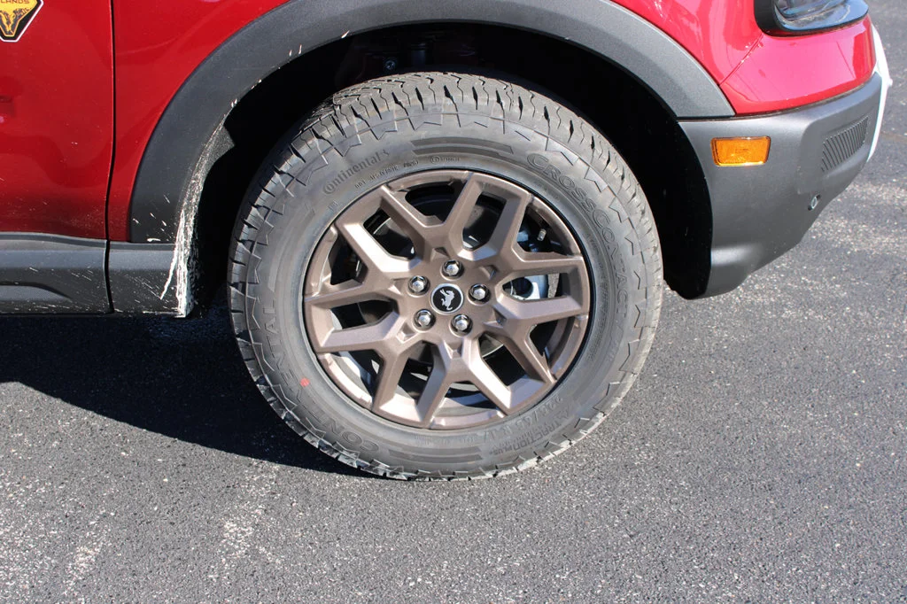New 2026 Ruby Red Metallic Tinted Clearcoat Ford Badlands® image 19