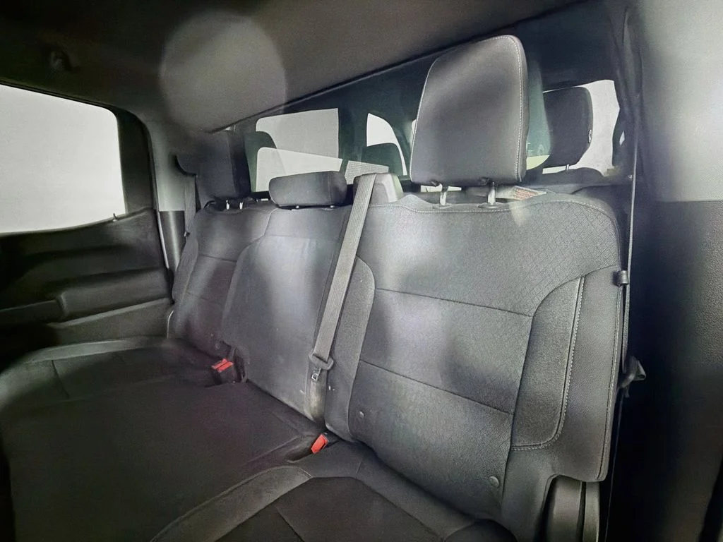 Used 2020 Gray Chevrolet LT image 18