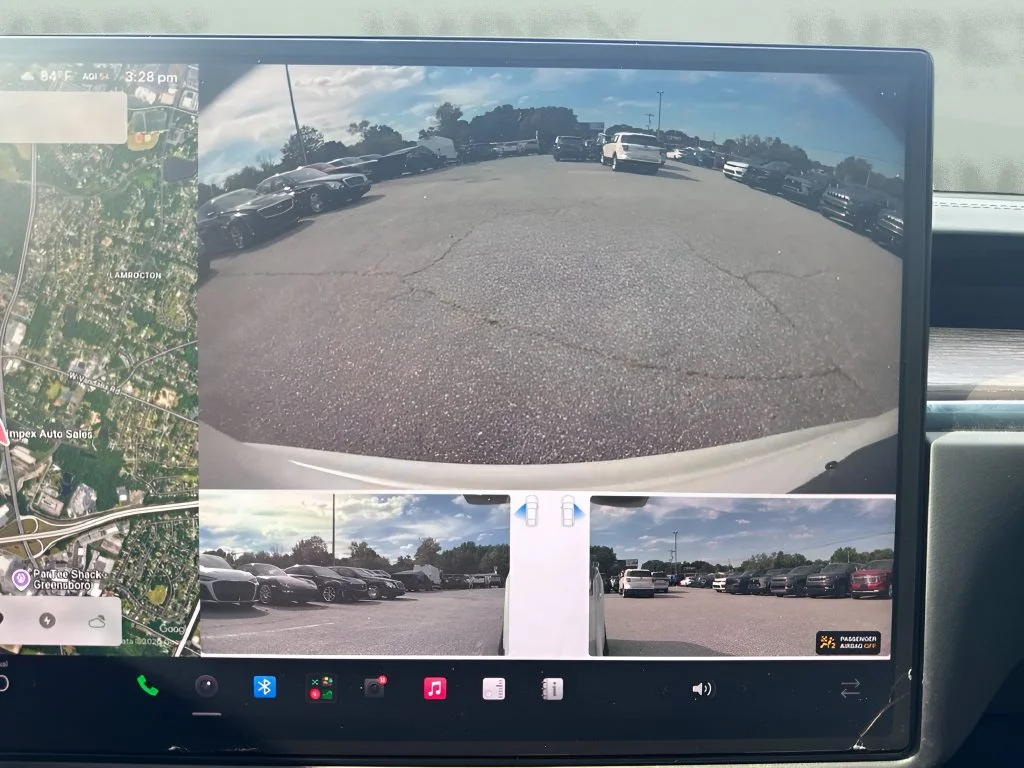 Used 2023 White Tesla Base image 18