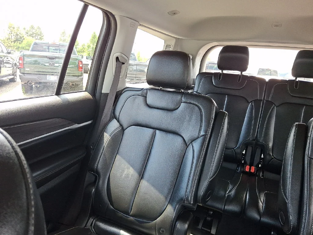 Used 2023 Bright White Clearcoat Jeep Limited image 19