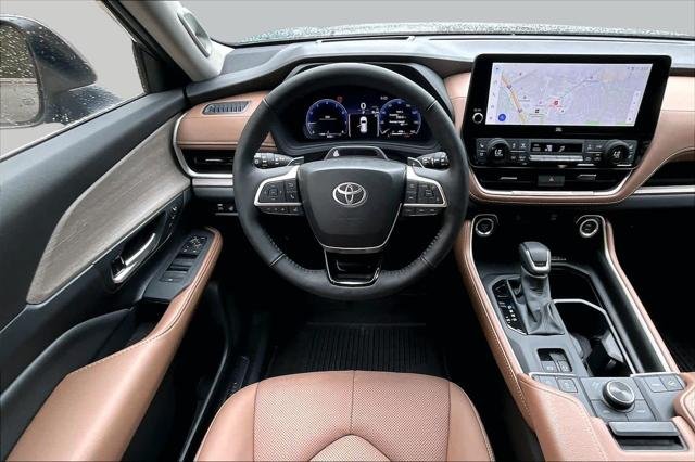 Certified Used 2025 HEAVY METAL* Toyota  image 6