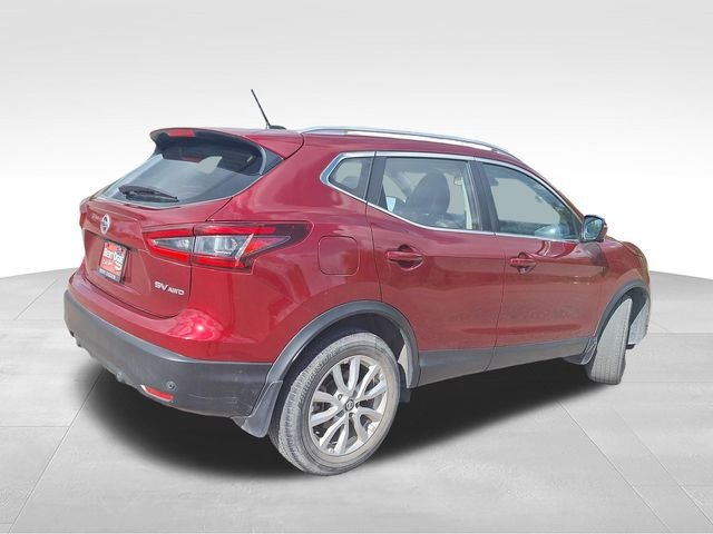 Used 2022 Red Nissan SV image 8