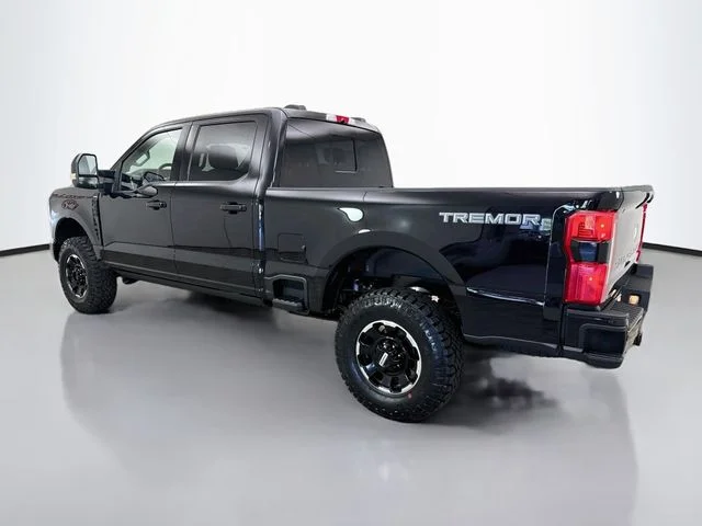 New 2027 Agate Black Metallic Ford F-250® Lariat® image 5