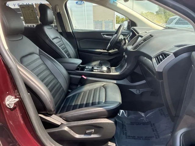 Used 2019 Burgundy Velvet Metallic Tinted Clearcoat Ford SEL image 26
