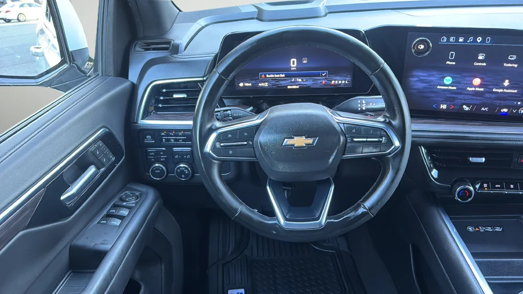 Certified Used 2025 Summit White Chevrolet LT image 14