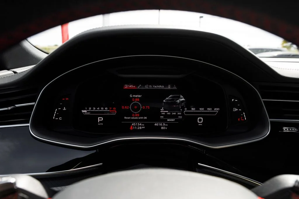 Used 2023  Audi 4.0T image 20