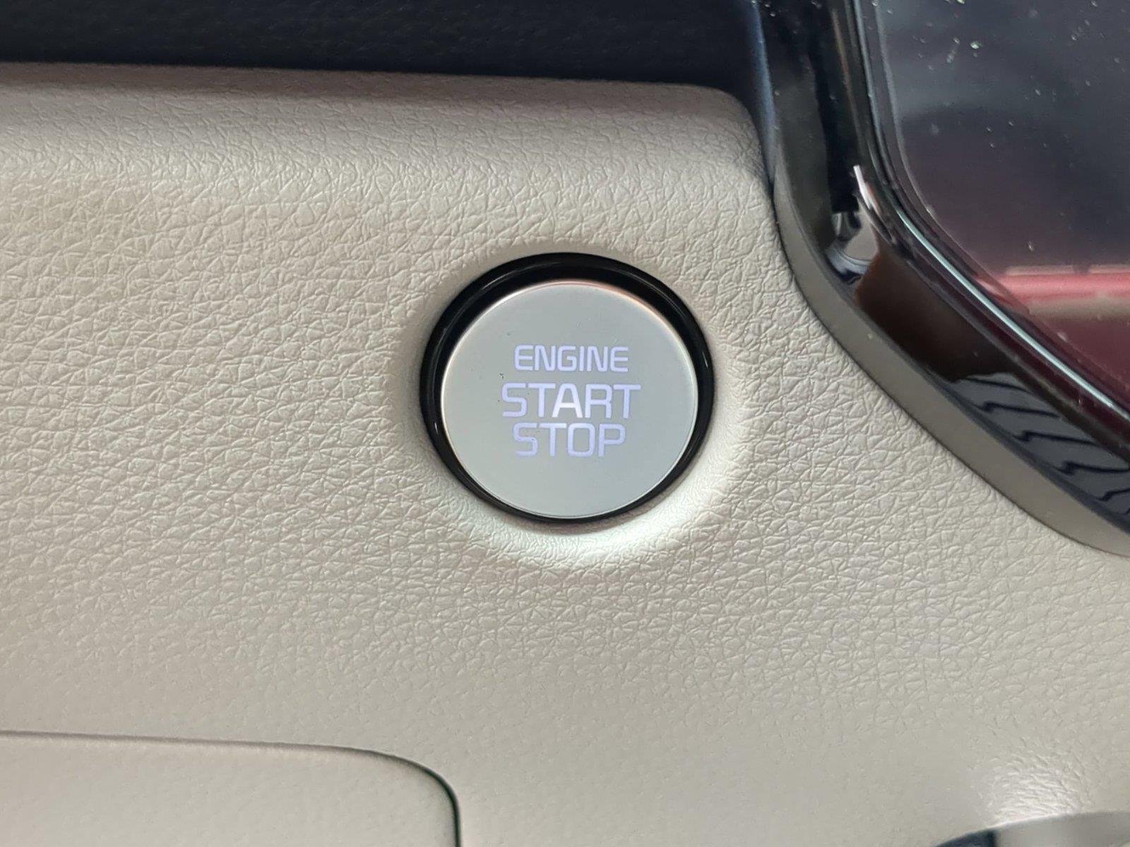 New 2026 Ceramic Silver Kia EX image 30