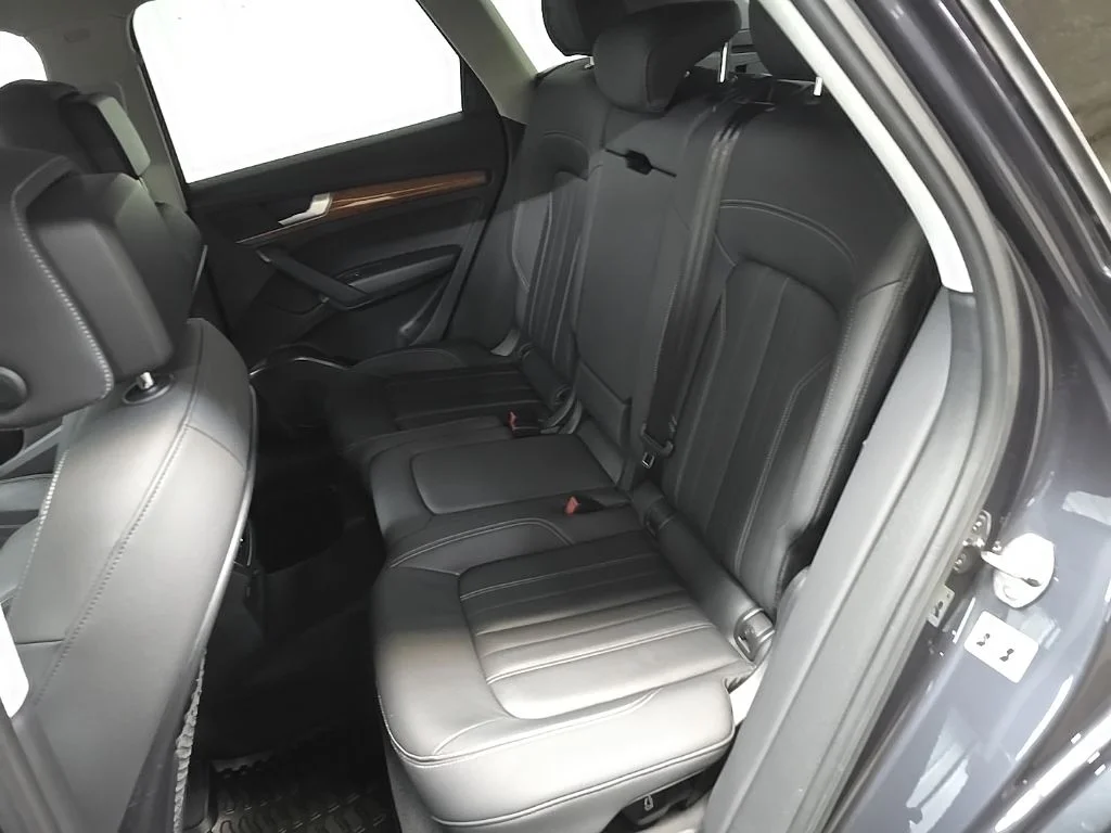 Used 2021 Gray Audi 45 Premium image 32
