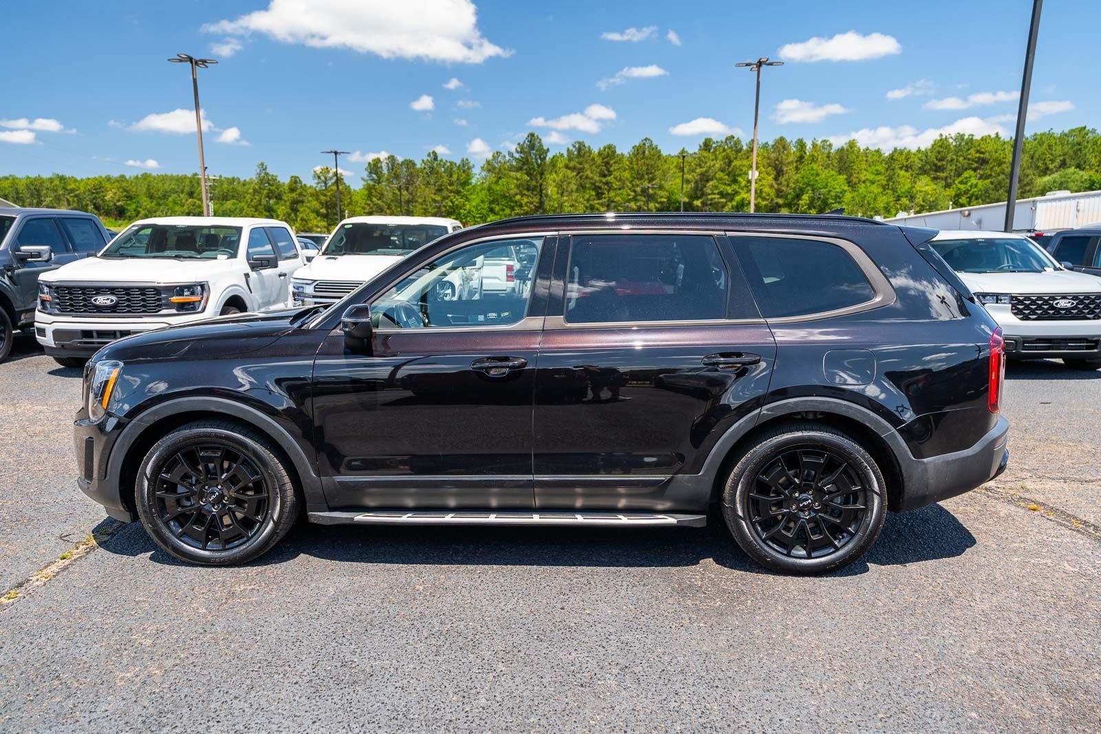 Certified Used 2022 Black Kia EX image 4