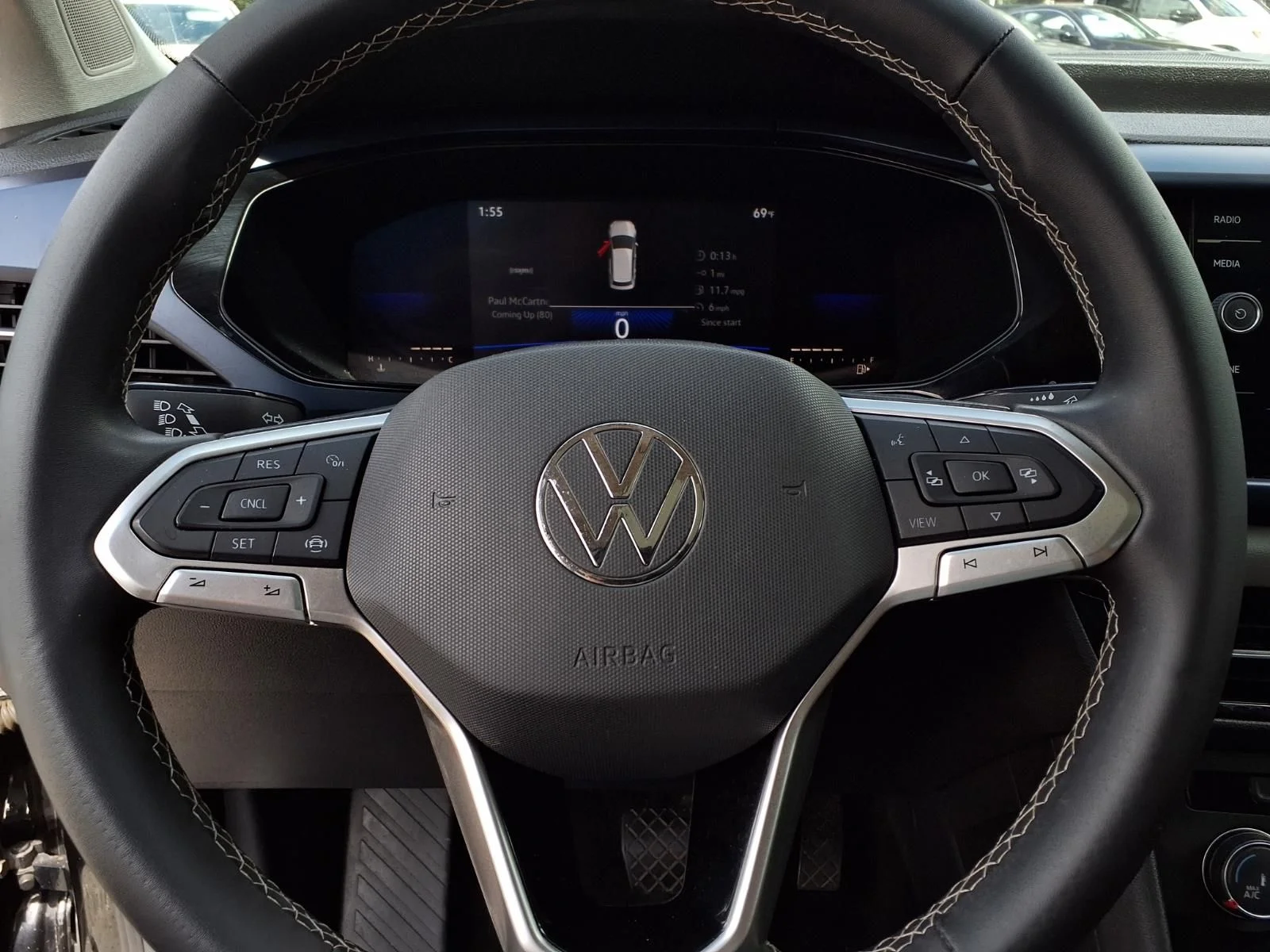 Used 2022 Black Volkswagen 1.5T SE image 13