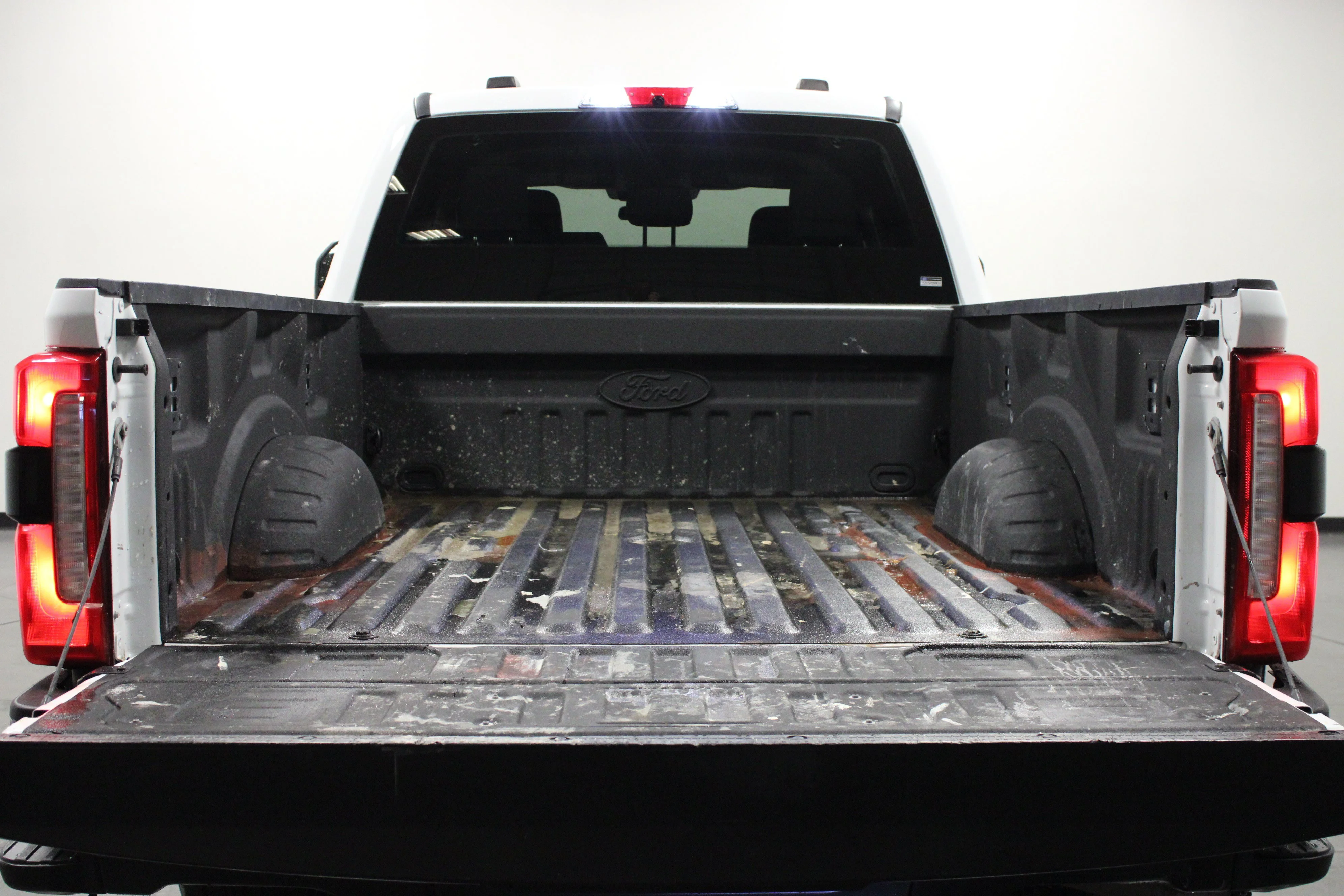 Used 2024 Oxford White Ford XL image 14