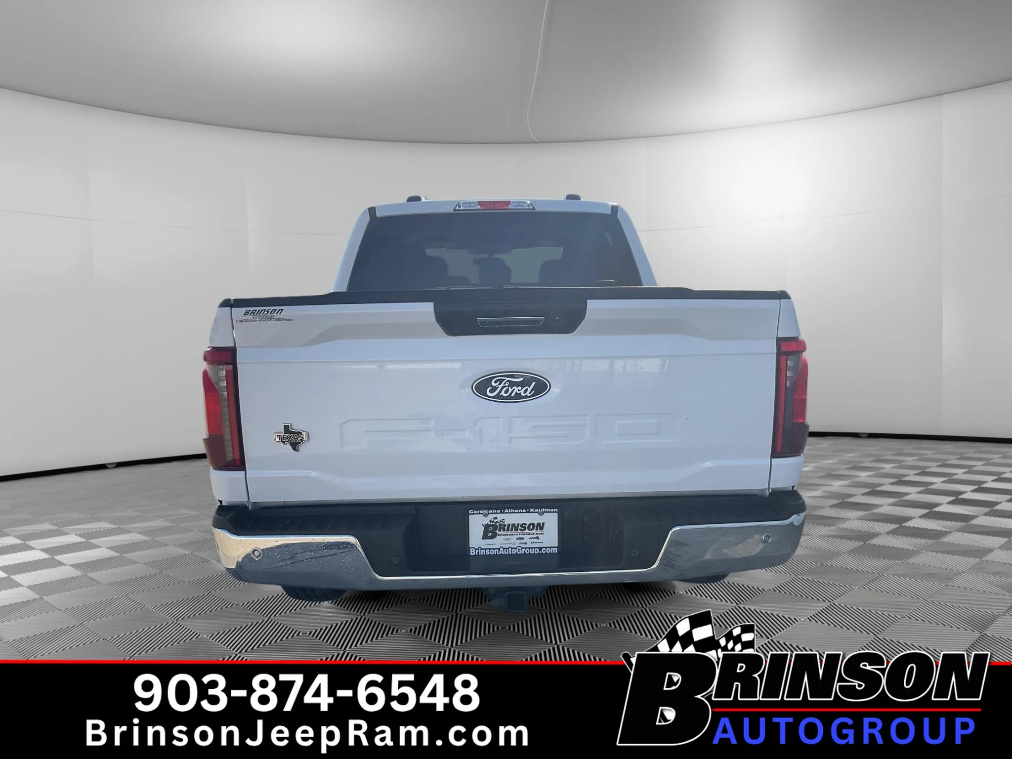 Used 2024 Oxford White Ford XLT image 6