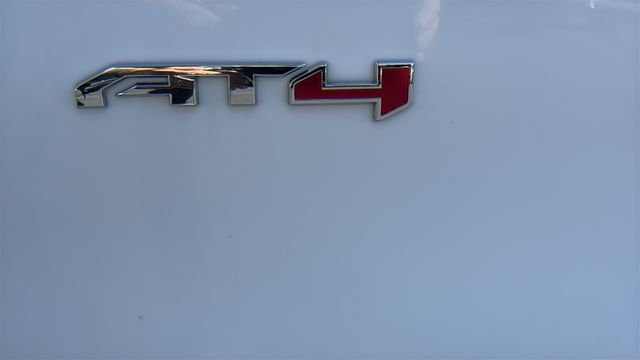2024 GMC Terrain AT4 - Photo 9