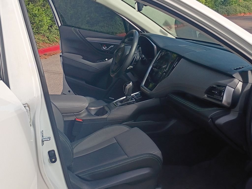Used 2025 Crystal White Pearl Subaru Onyx Edition XT image 23