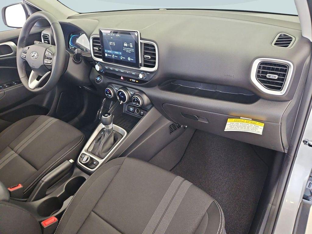 New 2026 Silver Hyundai SEL image 29