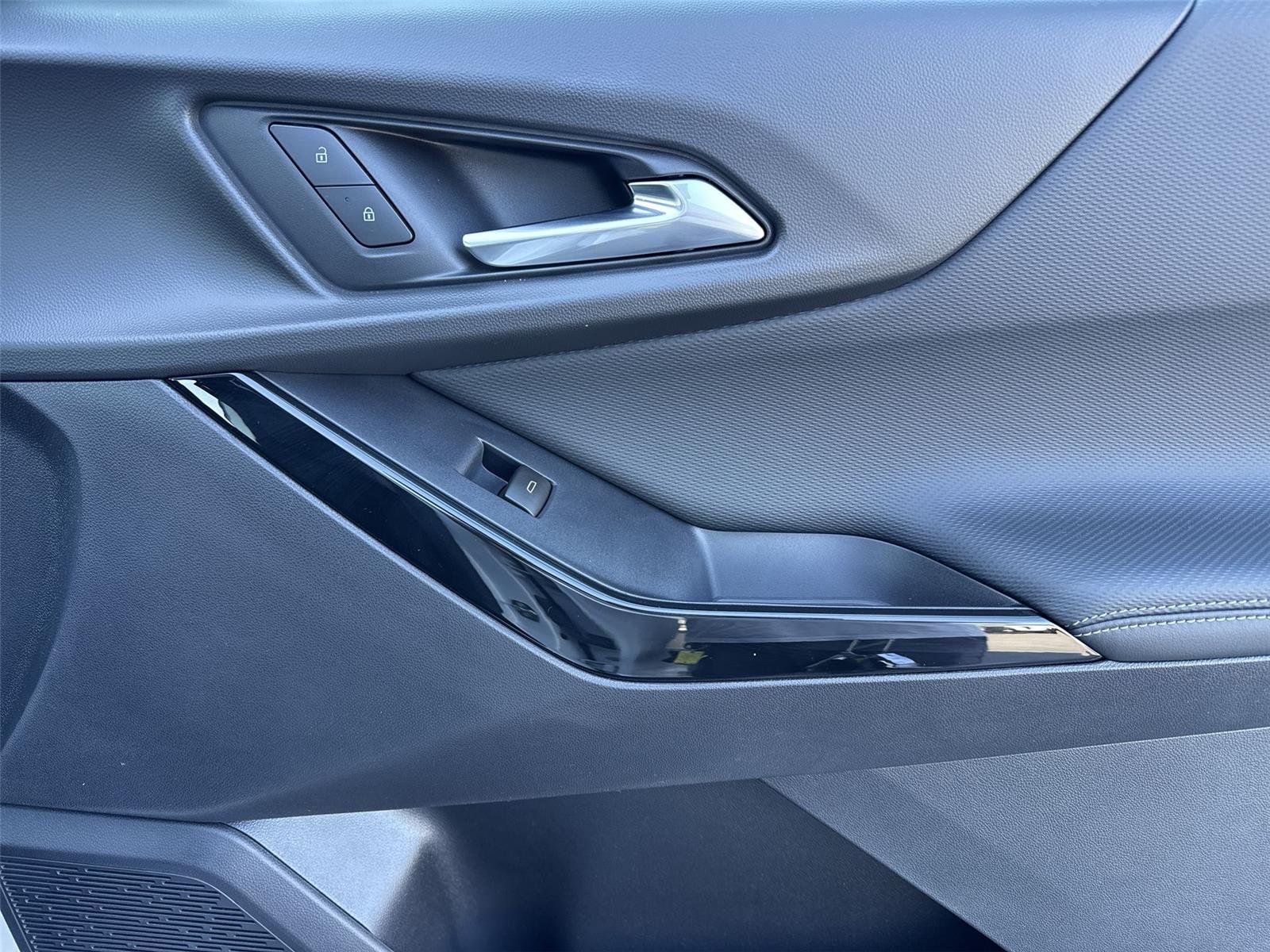 2026 Chevrolet Equinox LT - Photo 32