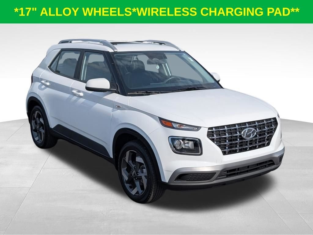 Used 2026 Lunar White Hyundai SEL image 3