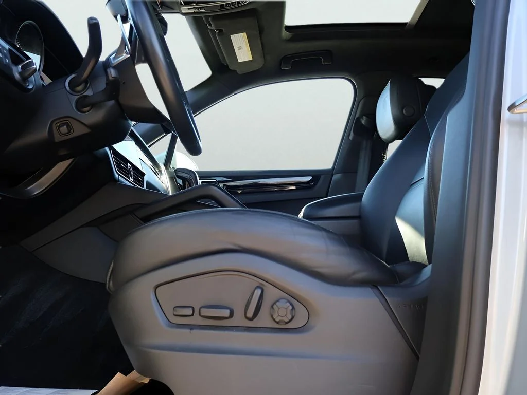 2023 Porsche Cayenne GTS - Photo 36