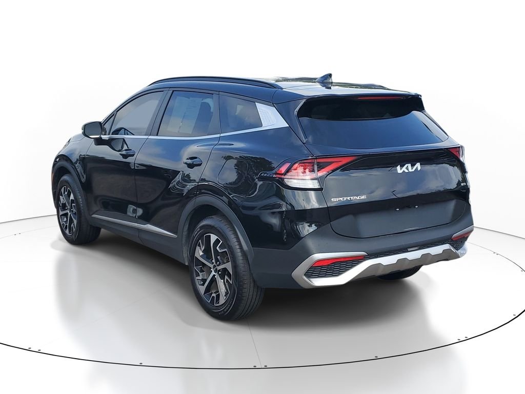 Used 2023 Fusion Black Kia EX image 3