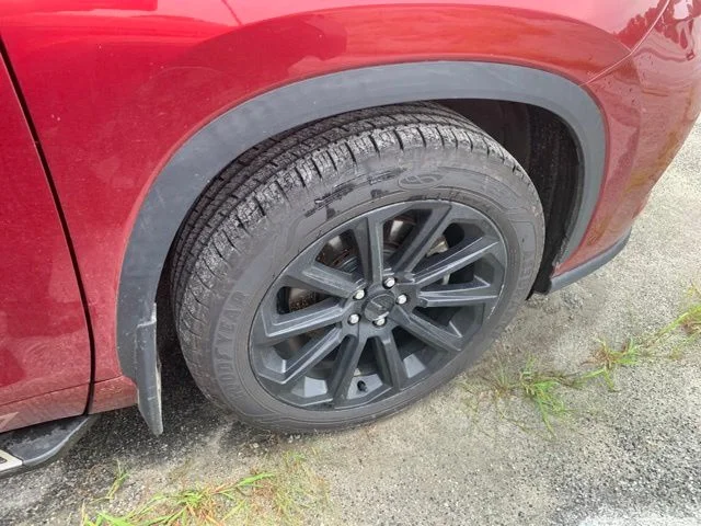 Used 2022 Red Toyota XLE image 9