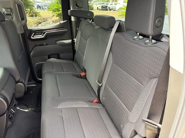 New 2026 Sterling Metallic GMC Elevation image 13