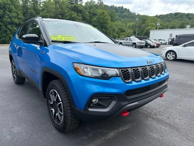 Used 2025 Blue Jeep Trailhawk image 2