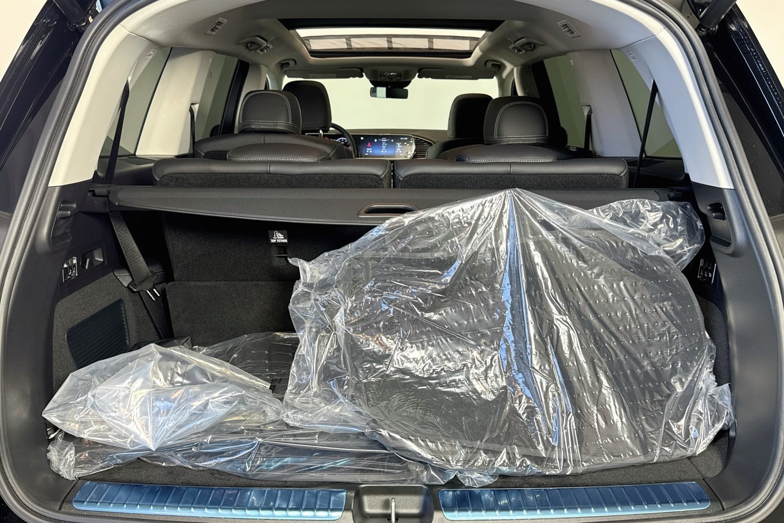 New 2026 Black Mercedes-Benz GLS 450 image 24