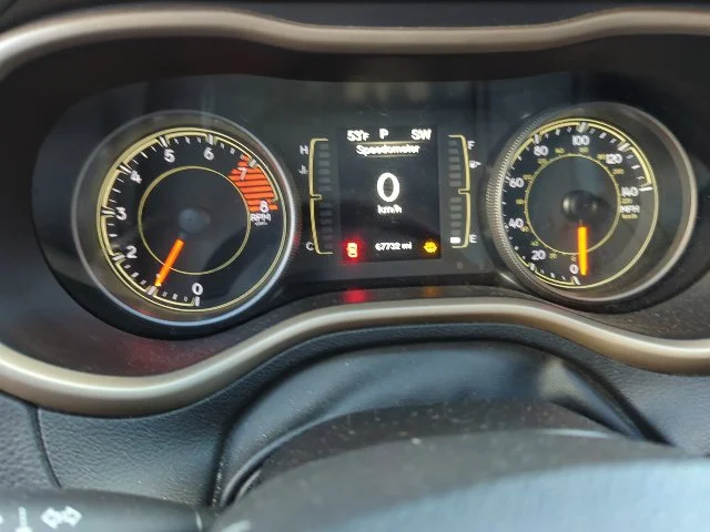 Used 2018 Black Jeep Latitude image 6