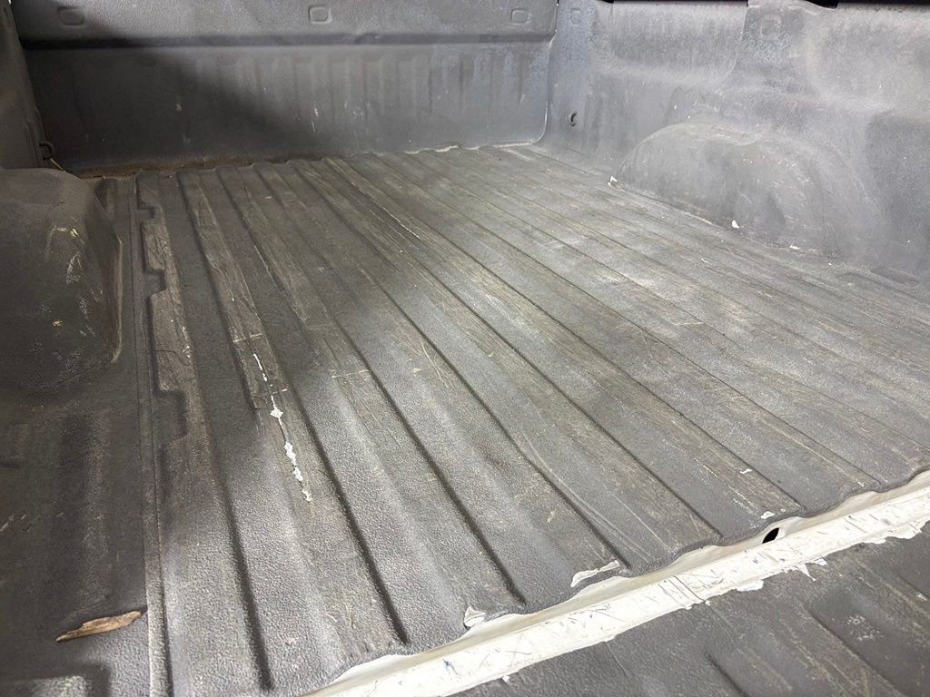 Used 2013 White Chevrolet Work Truck image 27