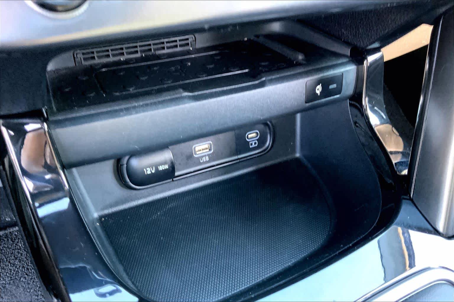 Used 2024 Fusion Black Kia EX image 35