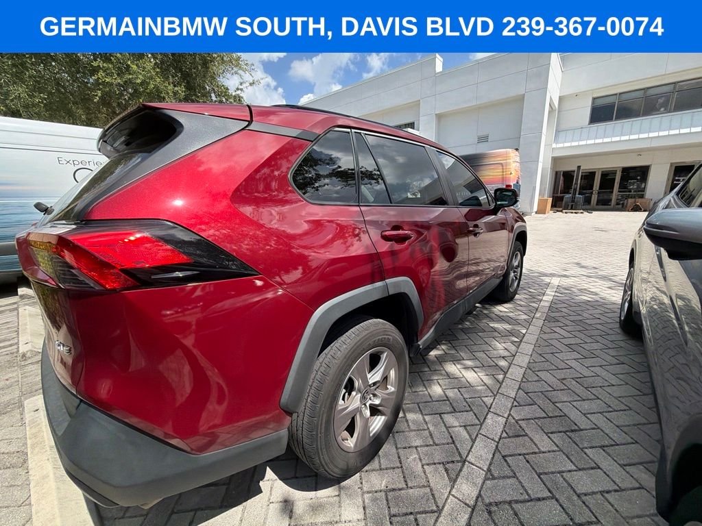 Used 2022 Pearl Toyota XLE image 10