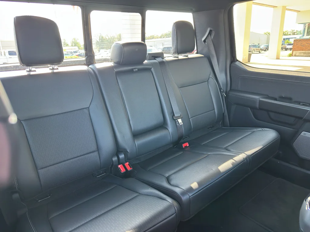 New 2026 Agate Black Metallic Ford Lariat® image 39
