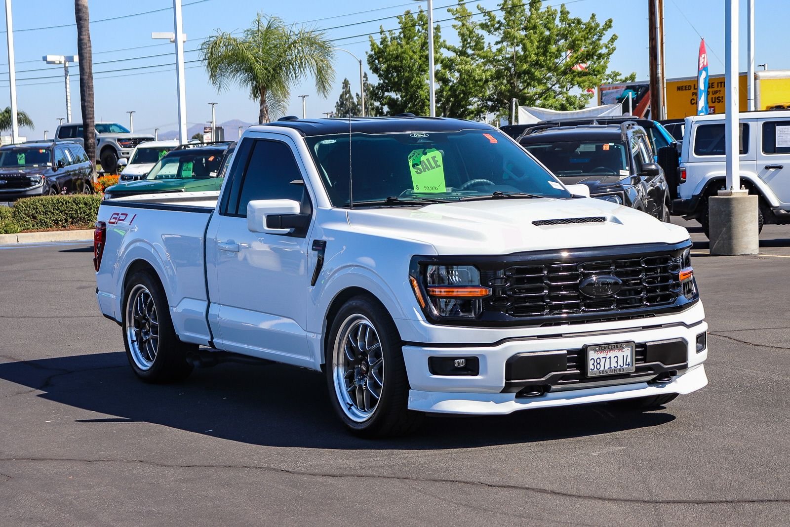 Certified Used 2025 Oxford White Ford XL image 3