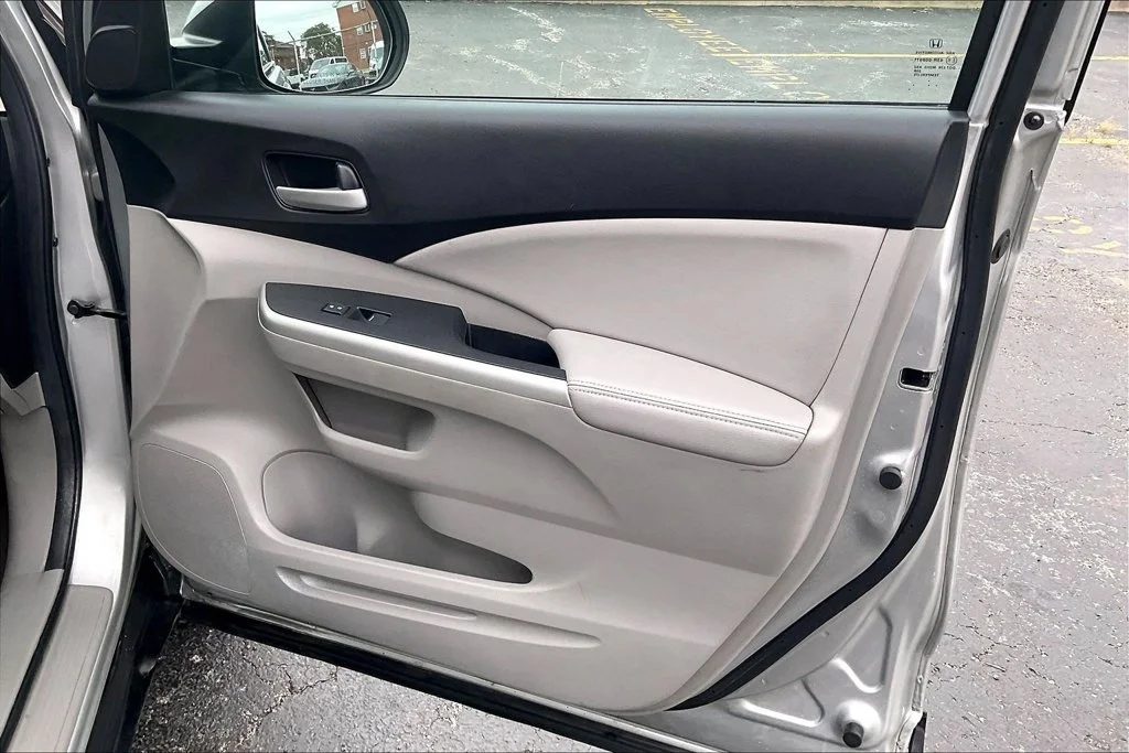 Used 2013  Honda EX-L image 23