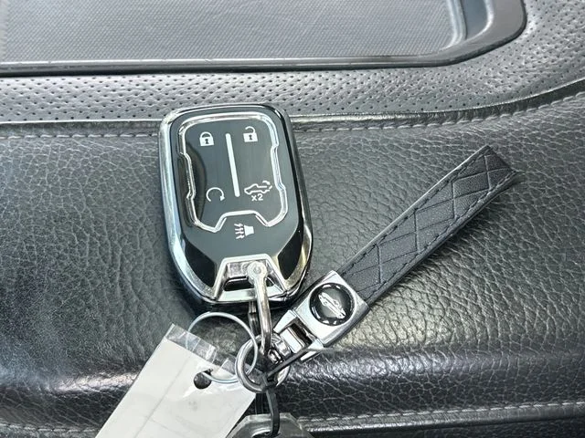 Used 2020 Black GMC Denali image 29