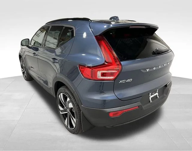 2026 Volvo XC40 Ultra - Photo 7