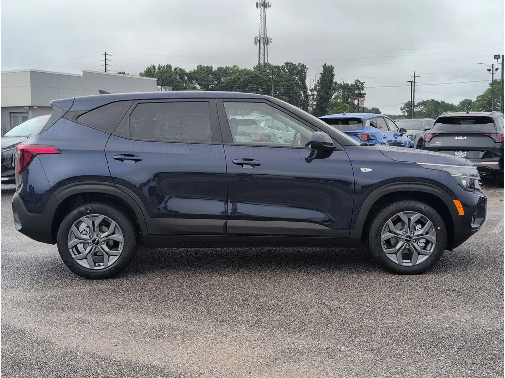 New 2026 Dark Ocean Blue Kia LX image 6