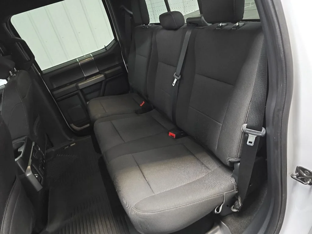 Used 2020 White Ford XLT image 32