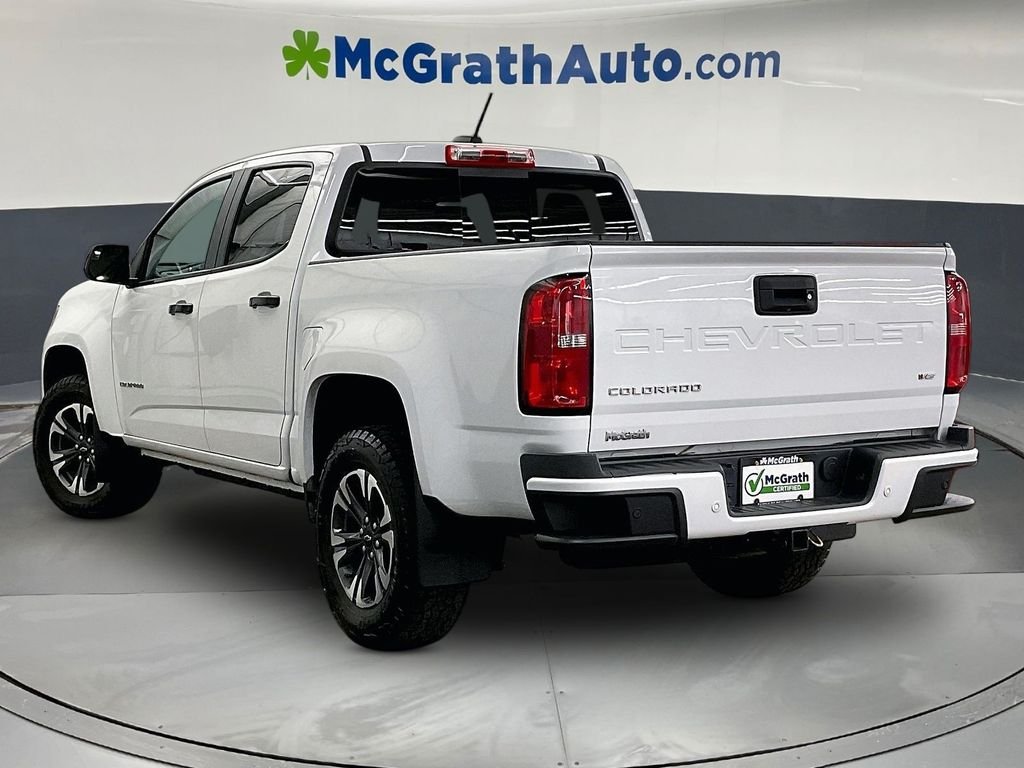 Used 2022 White Chevrolet Z71 image 3