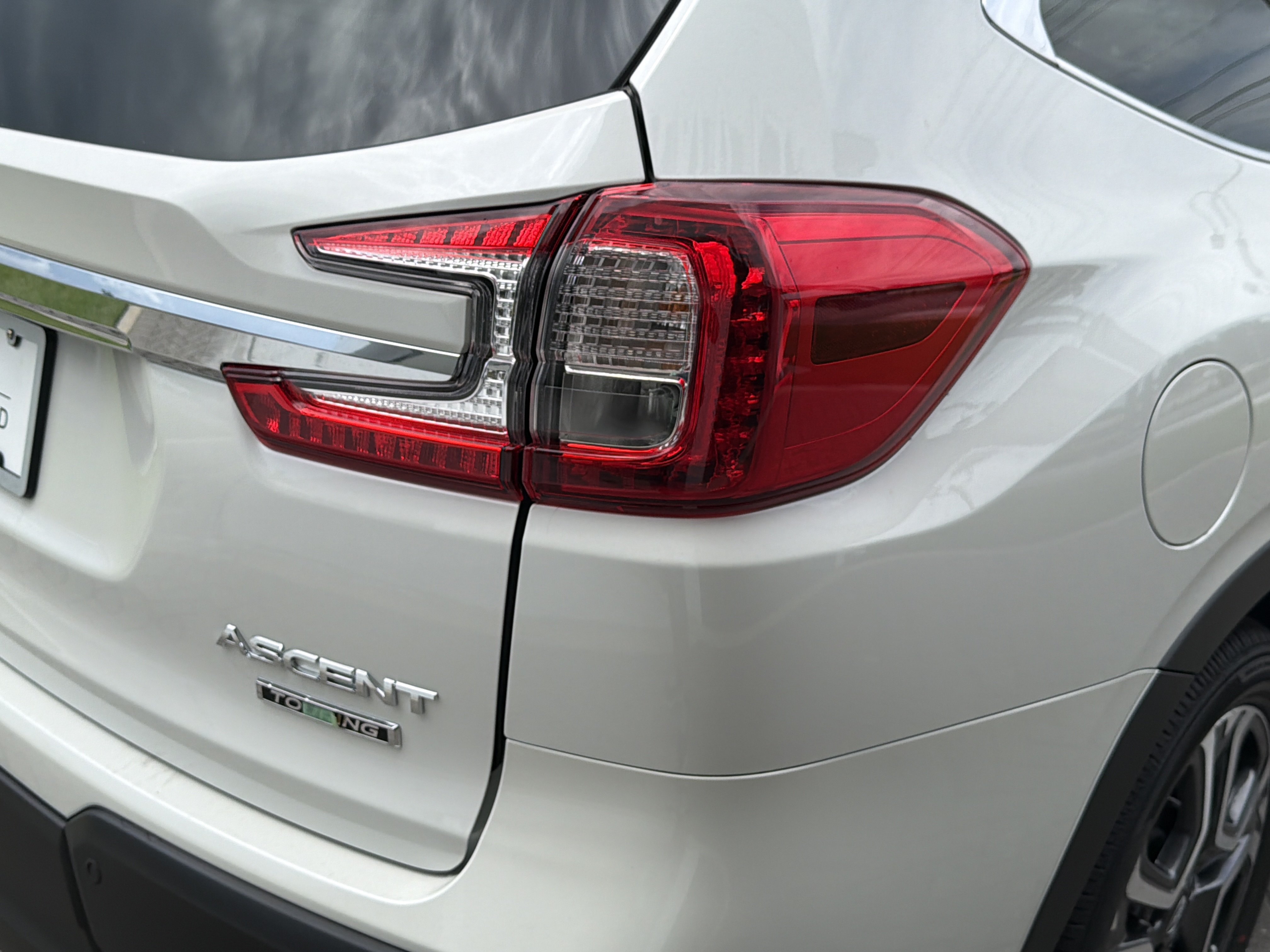 New 2026 CRYSTAL WHITE PEARL Subaru Touring 7-Passenger image 11